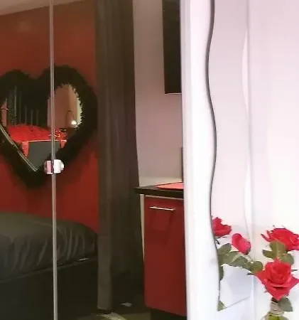 La Cage Village Naturiste 公寓 *