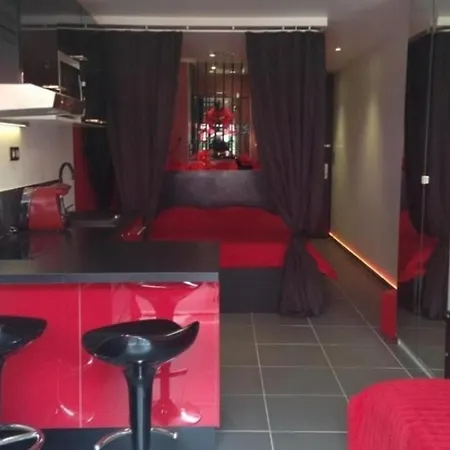 Apartment La Cage Village Naturiste *