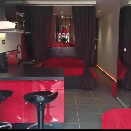 Apartment La Cage Village Naturiste