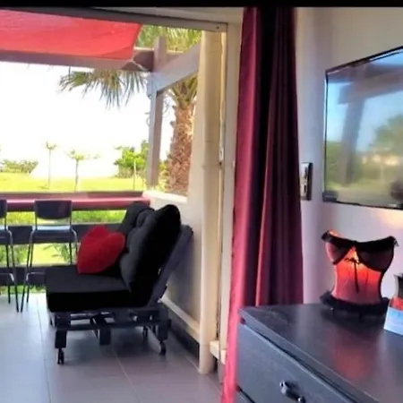 La Cage Village Naturiste Apartment *