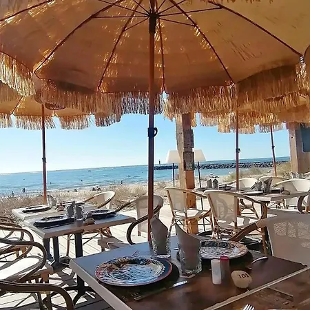 La Cage Village Naturiste Апартаменти *